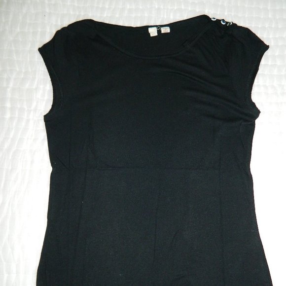 Little Yellow Button Black Tee Cap Sleeves, 3 Buttons on Shoulder, Small - Picture 2 of 9